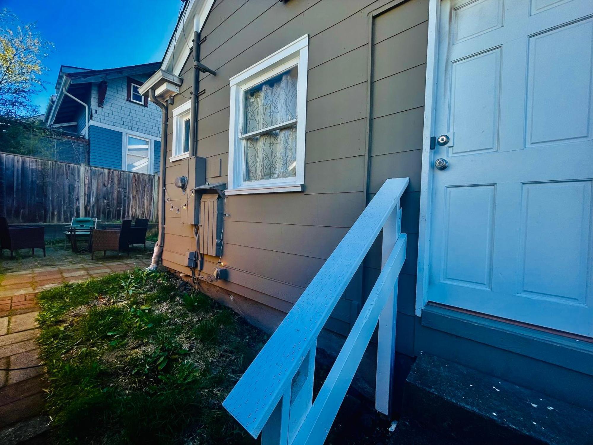 Tacoma Homestay- With Breakfast Included-Private Room Esterno foto