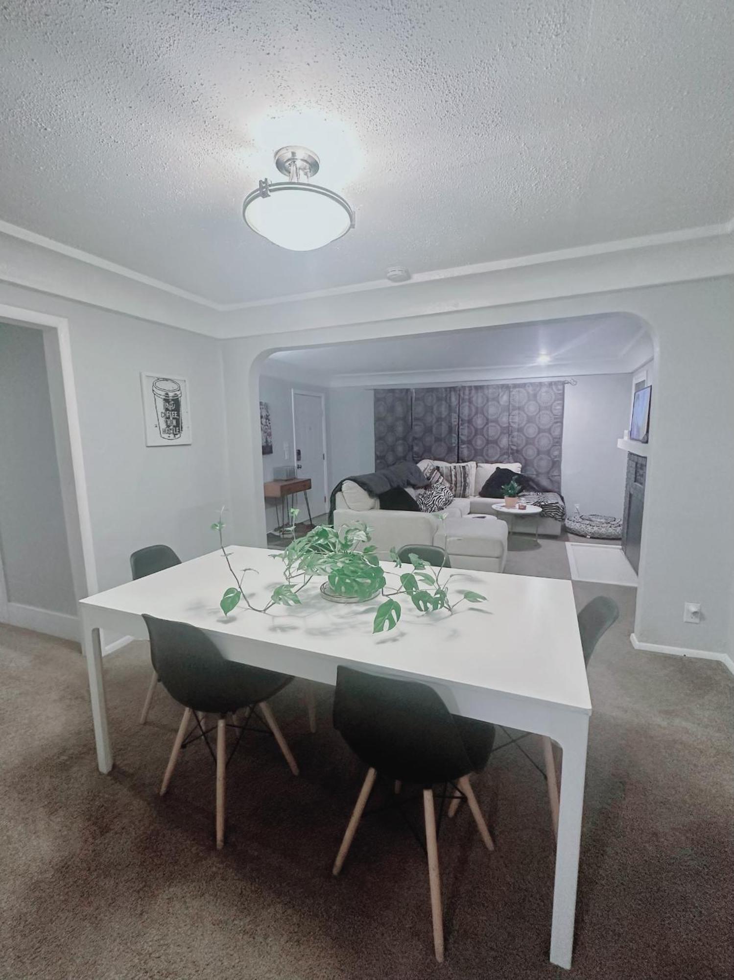 Tacoma Homestay- With Breakfast Included-Private Room Esterno foto